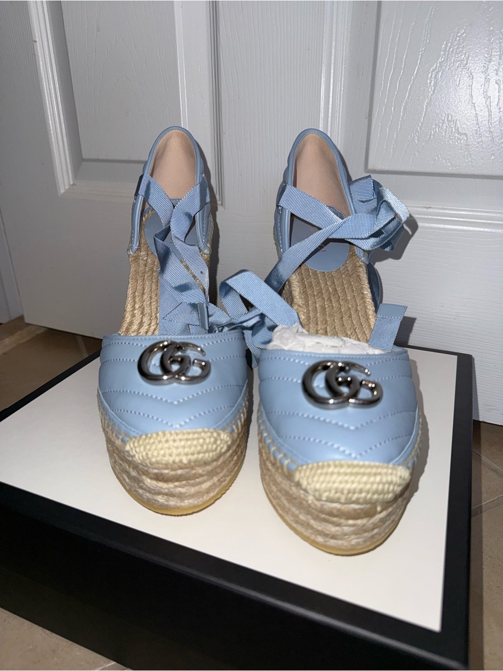 Gucci GG Marmont Espadrille Wedges Blue Leather Lace-Up Size 39 NIB - Picture 2 of 6